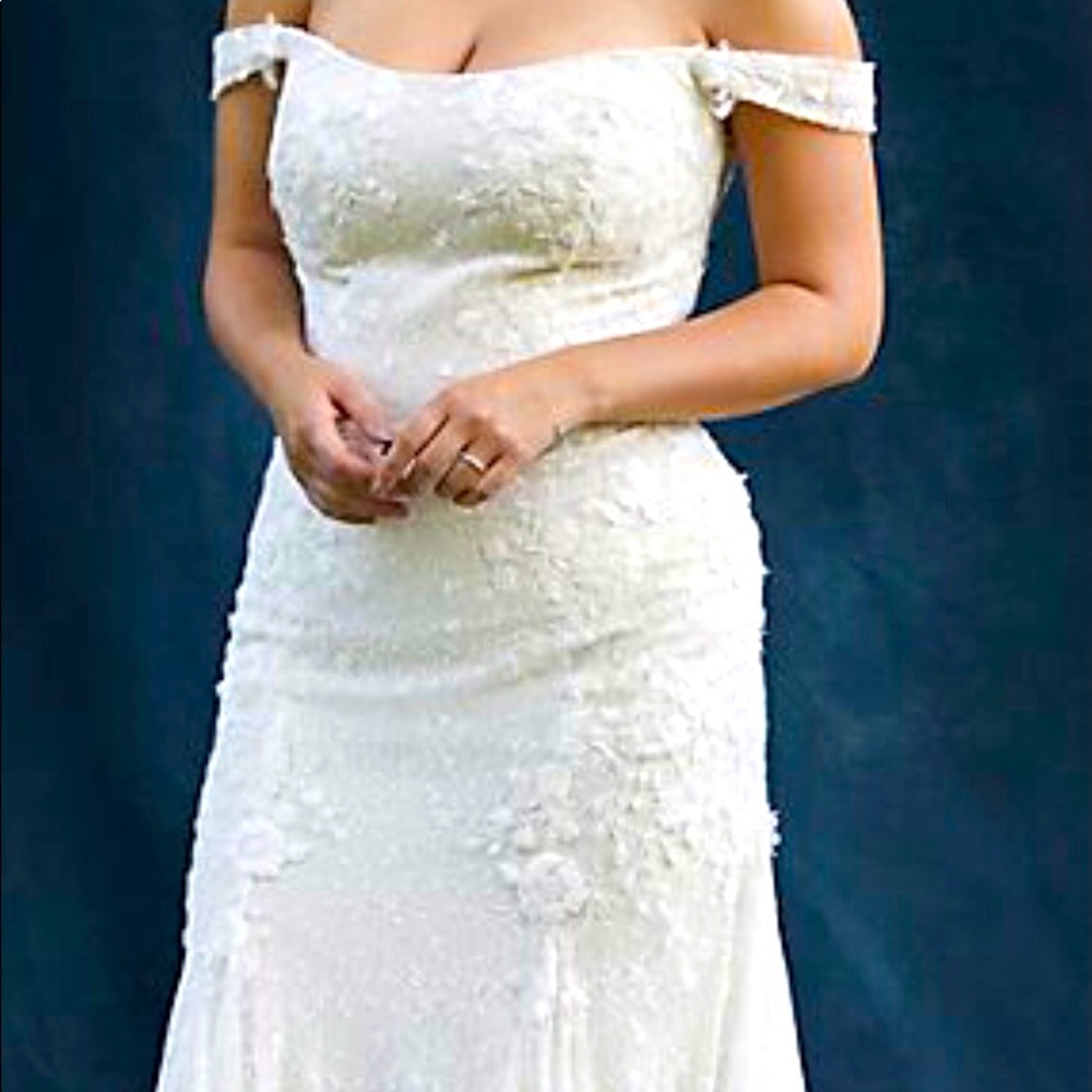 ** SOLD ** Melissa Sweet Wedding Dress